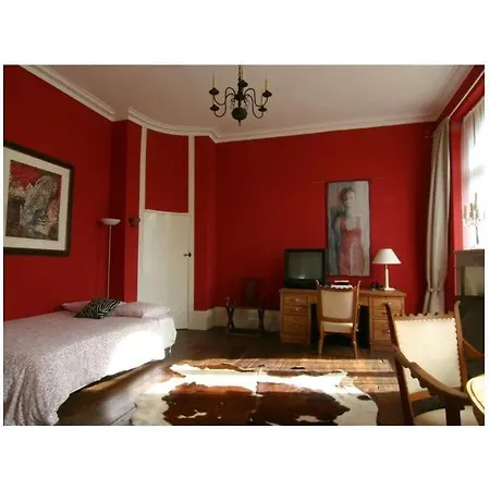 度假居 Pradia's Modern Retreat Loures-Barousse